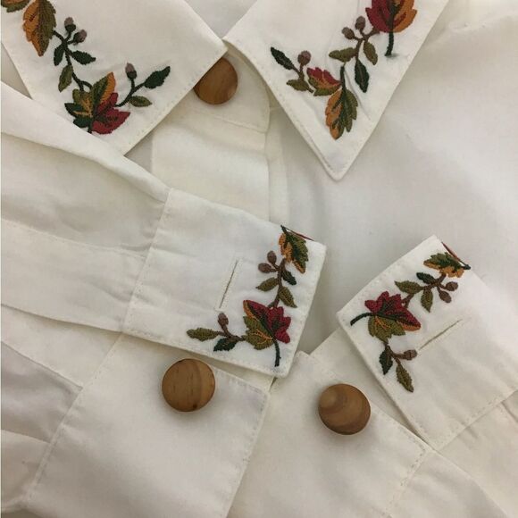 Pendleton Vintage White Oversized Satin Long Sleeve Button Down Blouse Size 8 - Picture 6 of 9